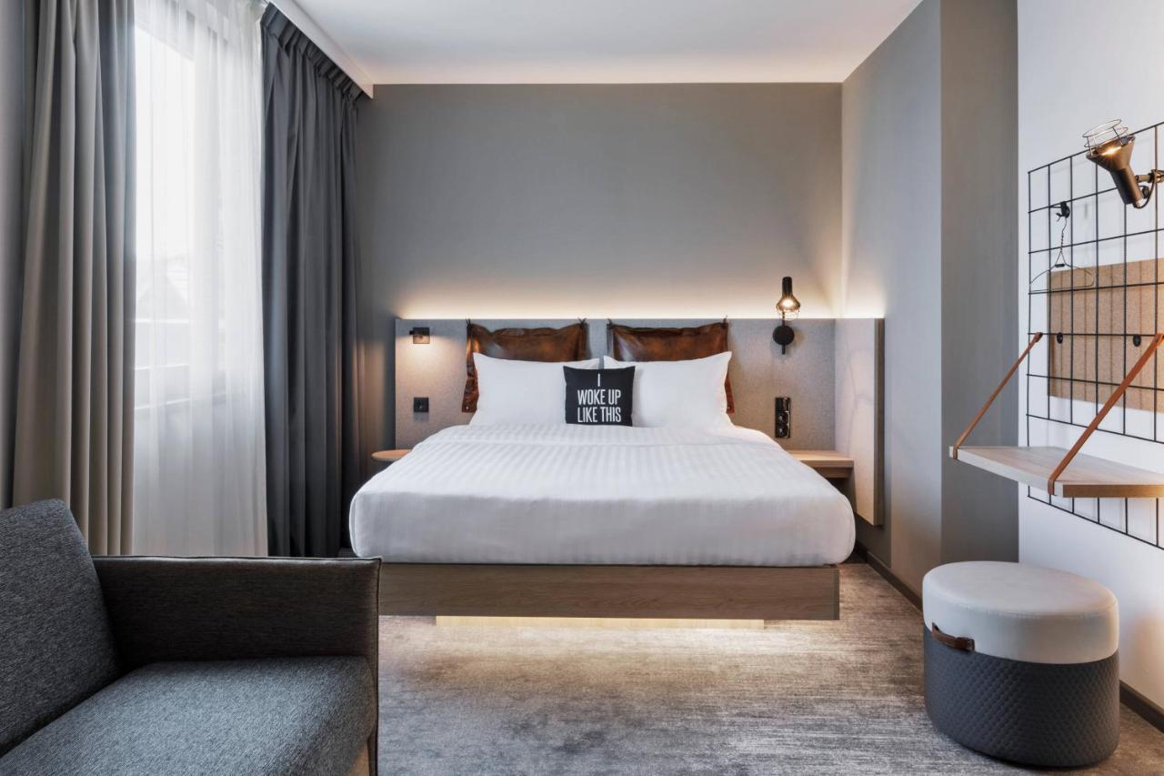 Moxy Hamburg City Екстериор снимка