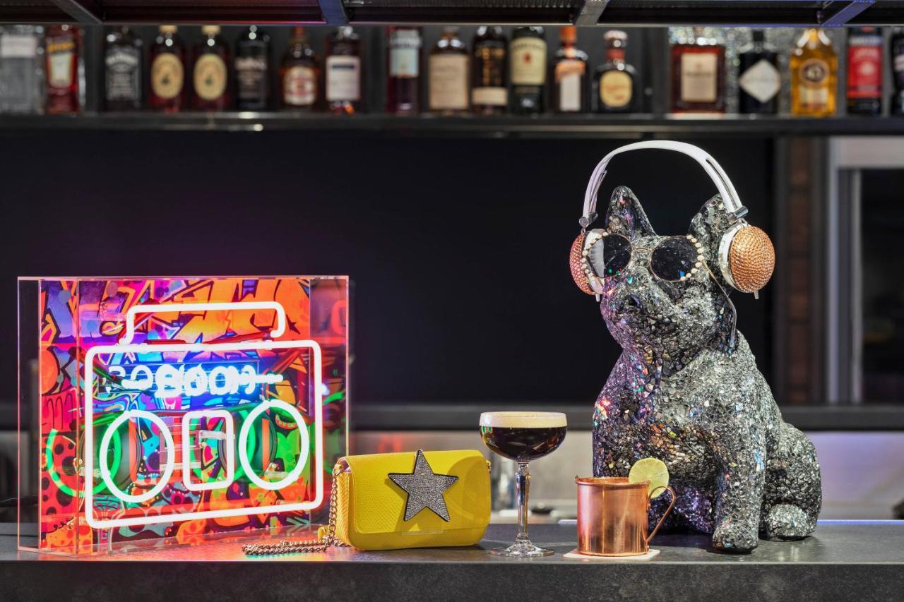Moxy Hamburg City Екстериор снимка